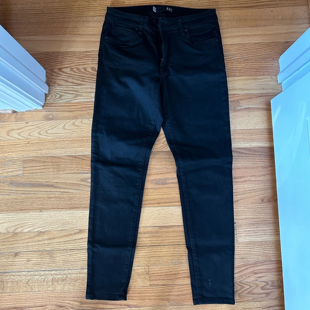 Kut from the Kloth Black Ankle Skinny, size 4